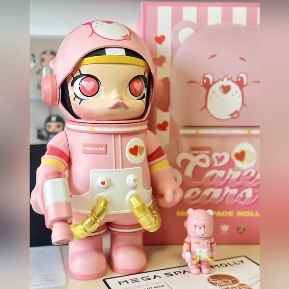 NEW Sealed Authentic Pop Mart Love-a-lot Care Bear Mega Space Molly 400% + 100%